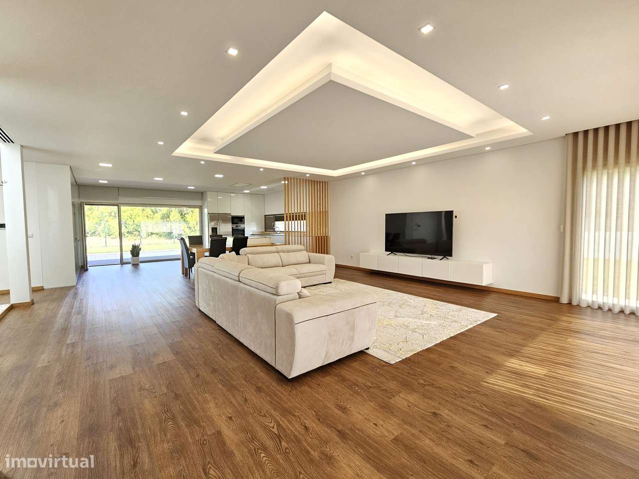 Moradia T3 com excelentes áreas e espaço exterior na Palhaça - Grande imagem: 5/60