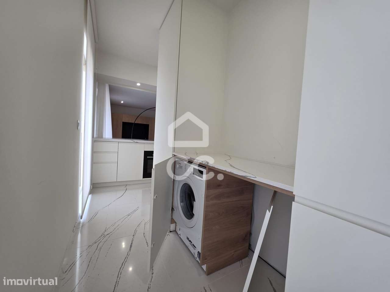 Apartamento T3 de Design Exclusivo no Coração da Baixa de Setúbal-28