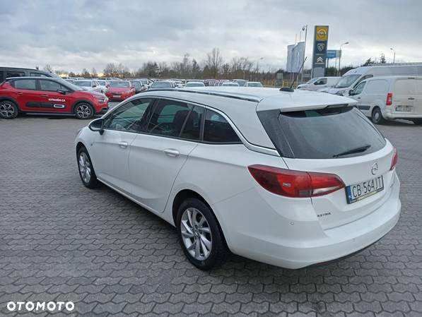 Opel Astra V 1.4 T Dynamic - 4