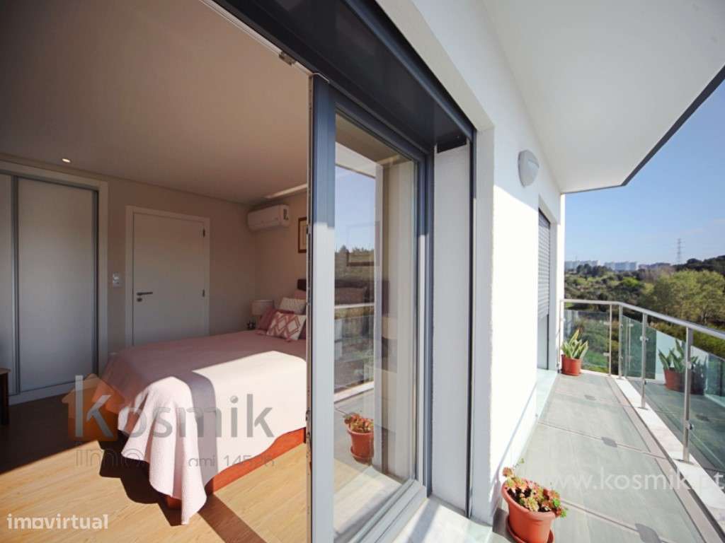 T2 ODIVELAS . PAIÃ :: SEMINOVO : Equipado : Garagem : Arrecadação-32