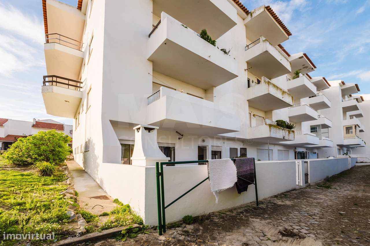 Excelente apartamento T0+2 no Sol Village I, a apenas 500 metros da... - Grande imagem: 4/25