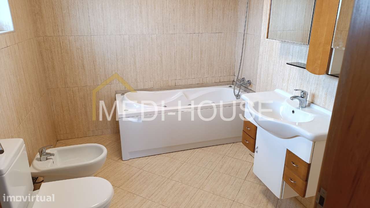 Moradia Unifamiliar T4+1 em Esposende-9