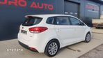 Kia Carens 1.7 CRDi 115 Dream Team Edition - 3