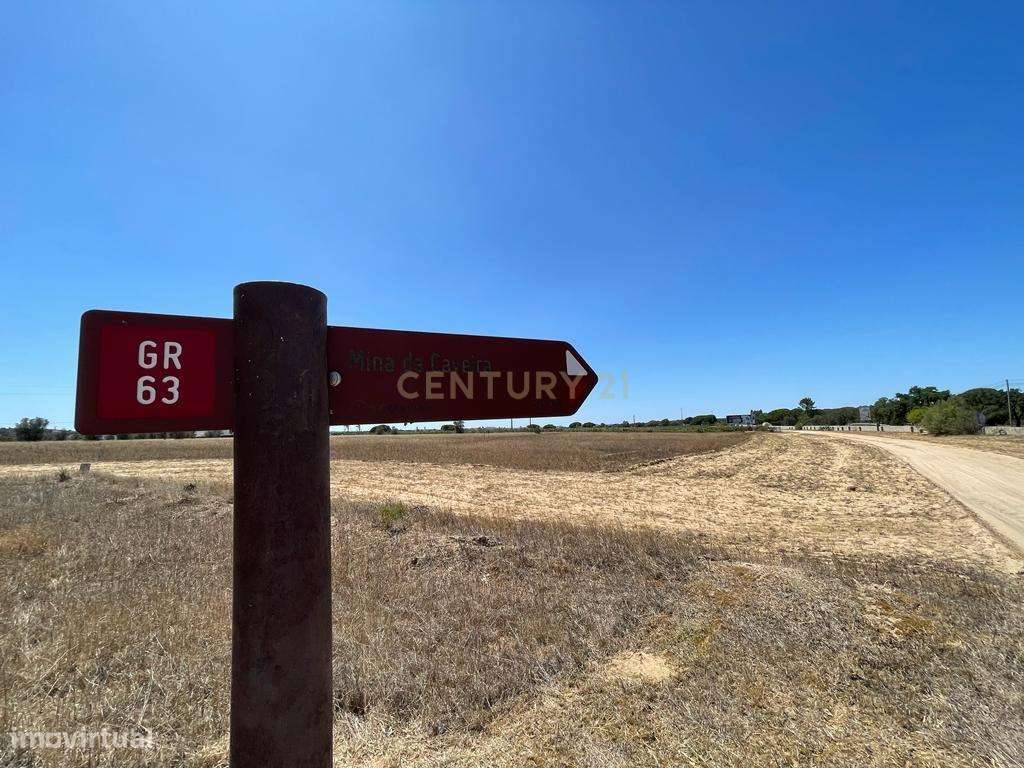 Terreno - Grande imagem: 2/23