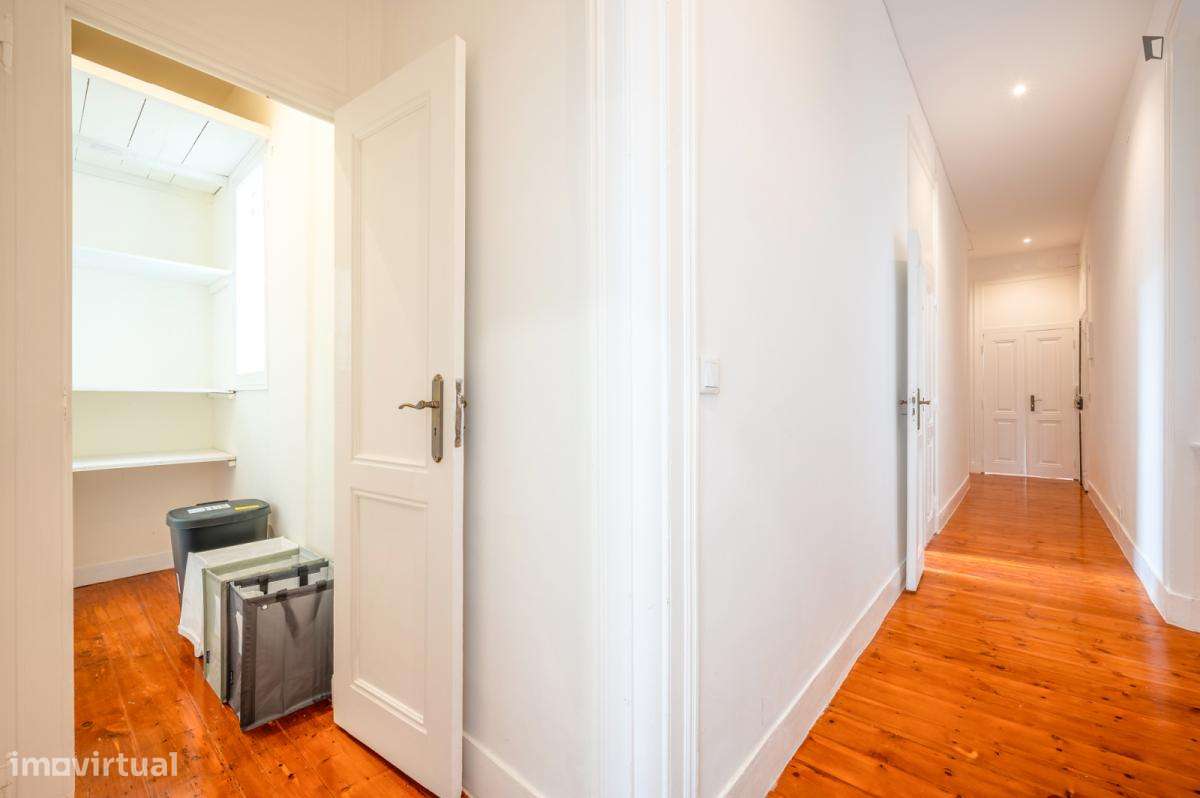 Quarto - localizado em Campo de Ourique Lisbon - Grande imagem: 5/6