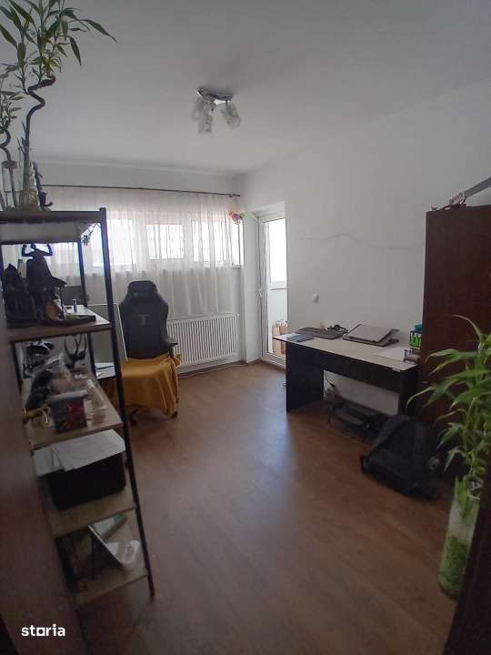 Apartament 3 camere 67mp, cu terasa12m, la vanzare in  Calea Cisnadiei - Imagine principală: 4/8