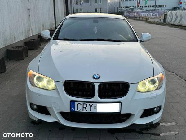 BMW Seria 3 320d DPF Cabrio M Sport Edition - 2