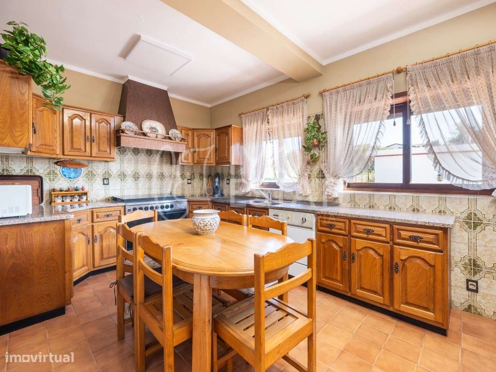 Moradia T4 com jardim em Anadia - Grande imagem: 4/57