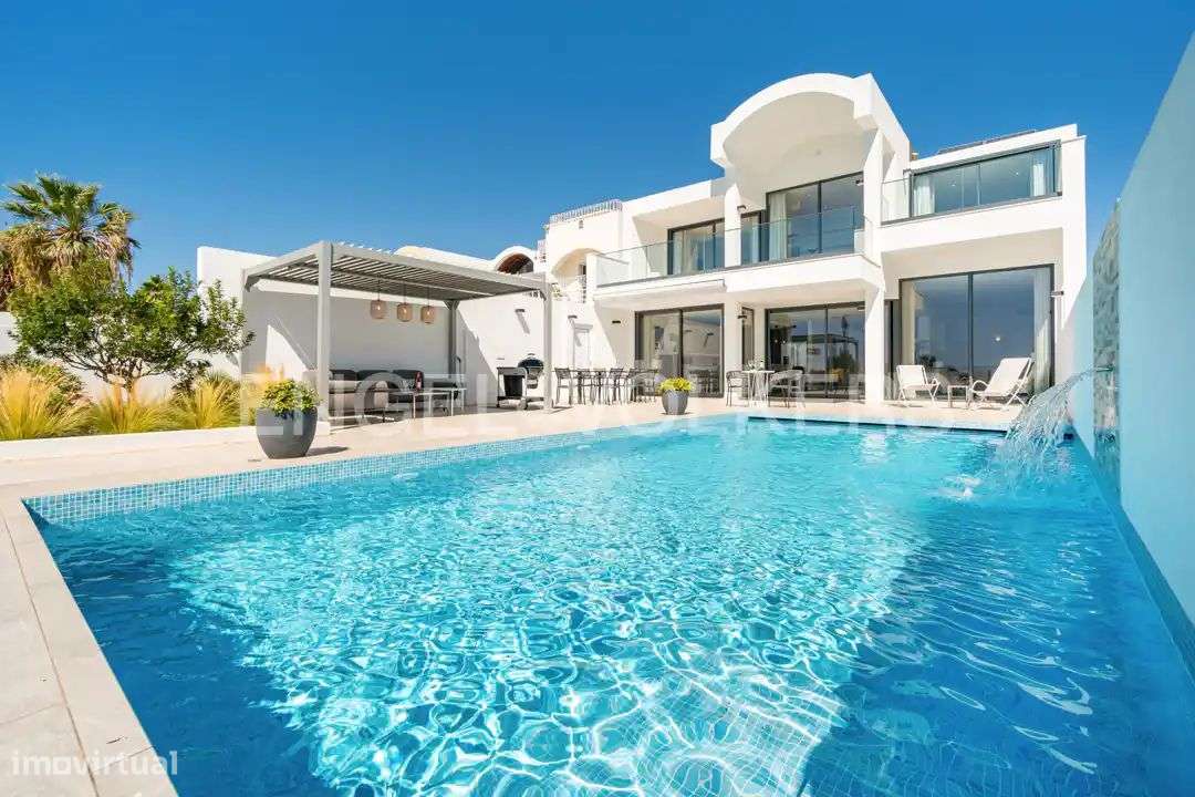 Moradia deslumbrante com vista mar espetacular, a poucos minutos a pé - Grande imagem: 1/48