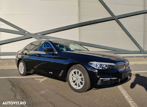 BMW Seria 5 520i AT - 2