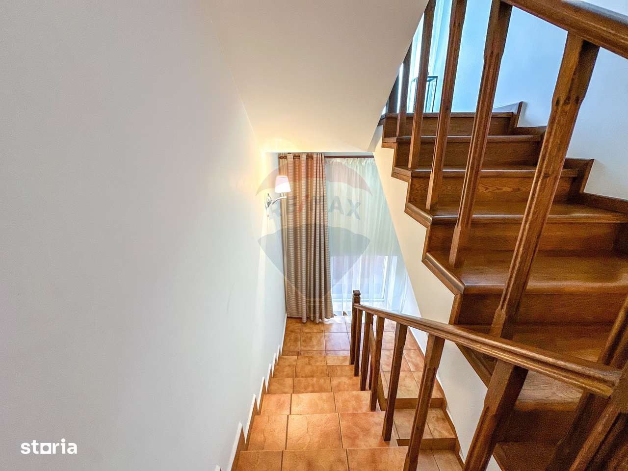 Vila de vanzare pe Str.Strugurilor/Terezian-12