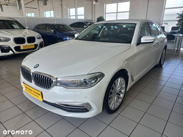 BMW Seria 5 530e iPerformance - 1