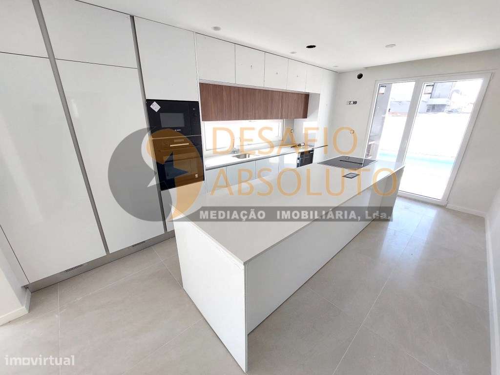 Moradia Isolada Duplex T4, c/ Piscina. Pinhal do General - Fernão F... - Grande imagem: 5/49