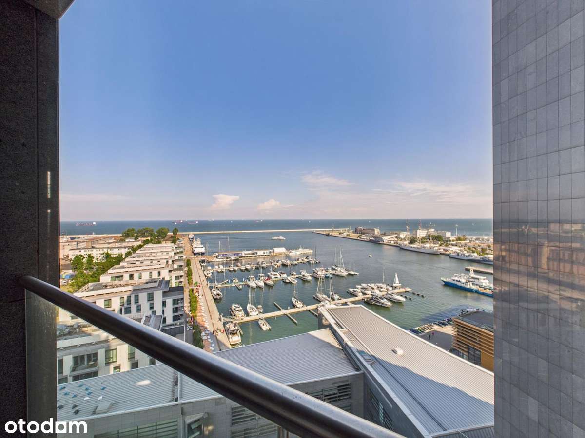 Ekskluzywny apartament Seatowers Gdynia - Widok na morze i marinę - Pełny obrazek: 4/14