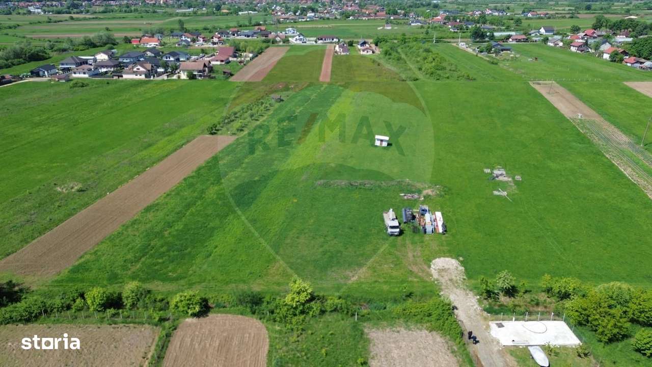 Teren de vanzare 7,515mp Catalina, parcelabil - Imagine principală: 3/12