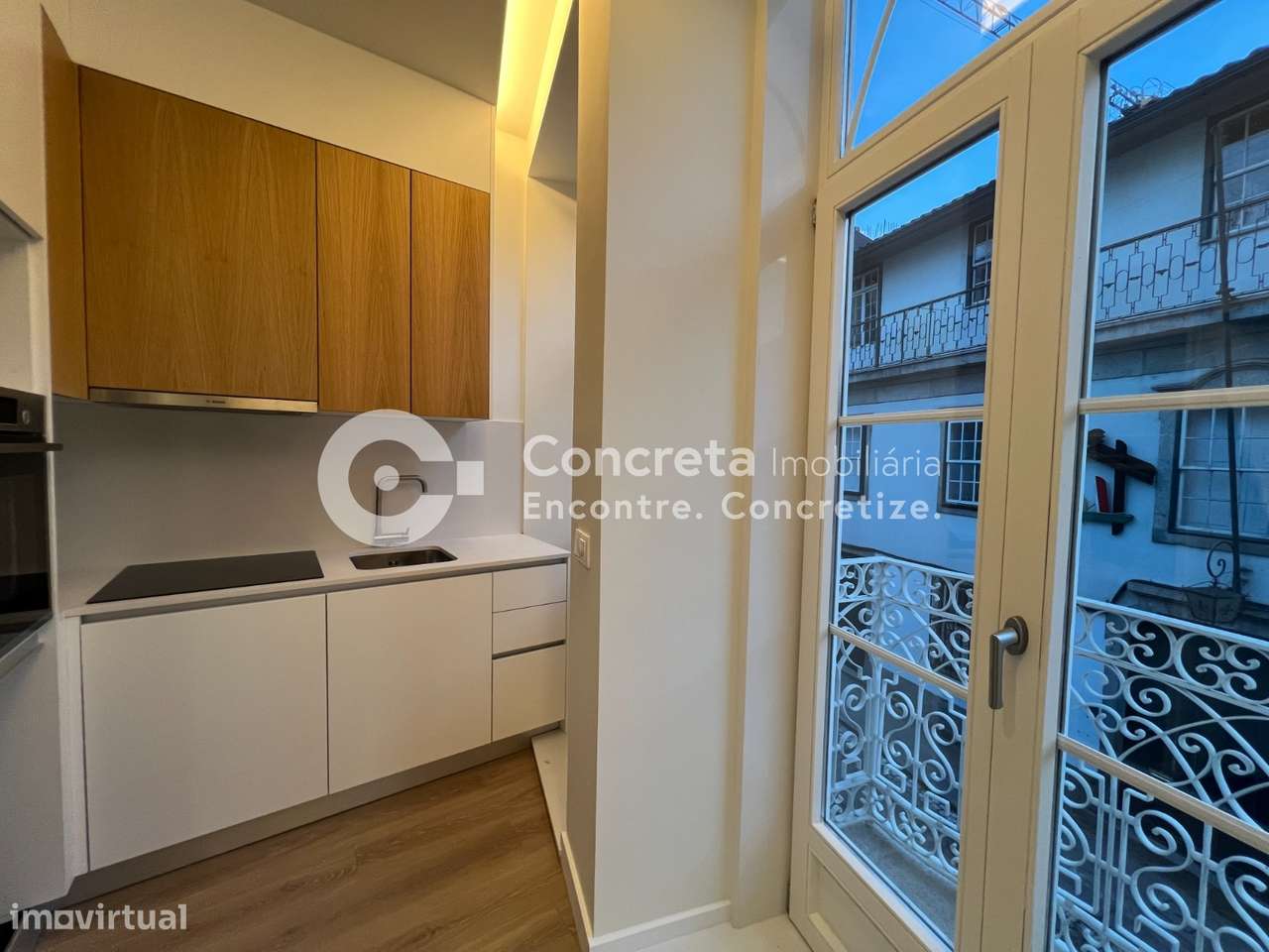 Apartamento T1 Duplex novo no centro histórico de Braga-5