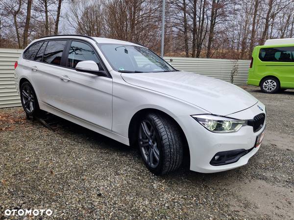 BMW Seria 3 320d M Sport - 14