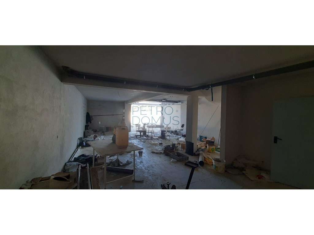 MORADIA T4+SÓTÃO AMPLO COM 50 m2 - CASAL DOS MATOS-15