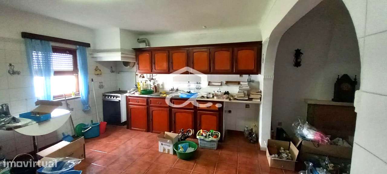 Moradia T3 com 3 pisos em Beja-6