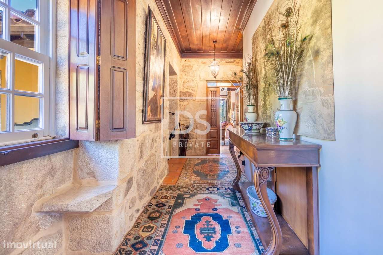 Quinta de Santo António – Propriedade Histórica com Potencial Único em-11