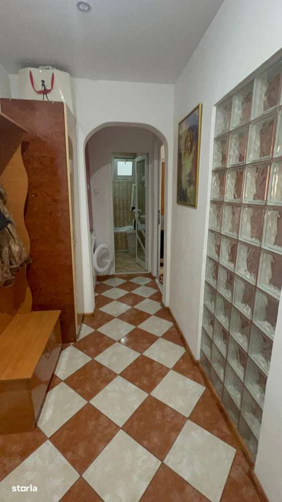 Inchiriem apartament cu 2 camere, zona Micro 20 ( K-uri), pret 400 e. - Imagine principală: 5/18