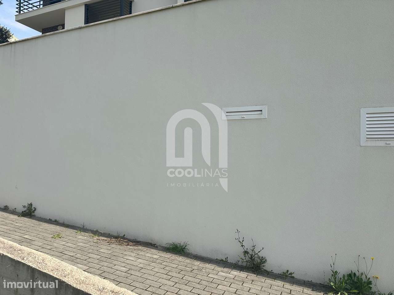 T2 Recente com logradouro e arrecadação ideal para escritório-33