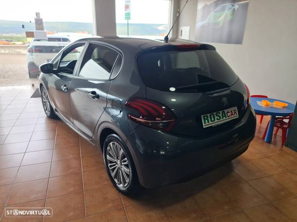 Peugeot 208 1.6 BlueHDi Style - 5