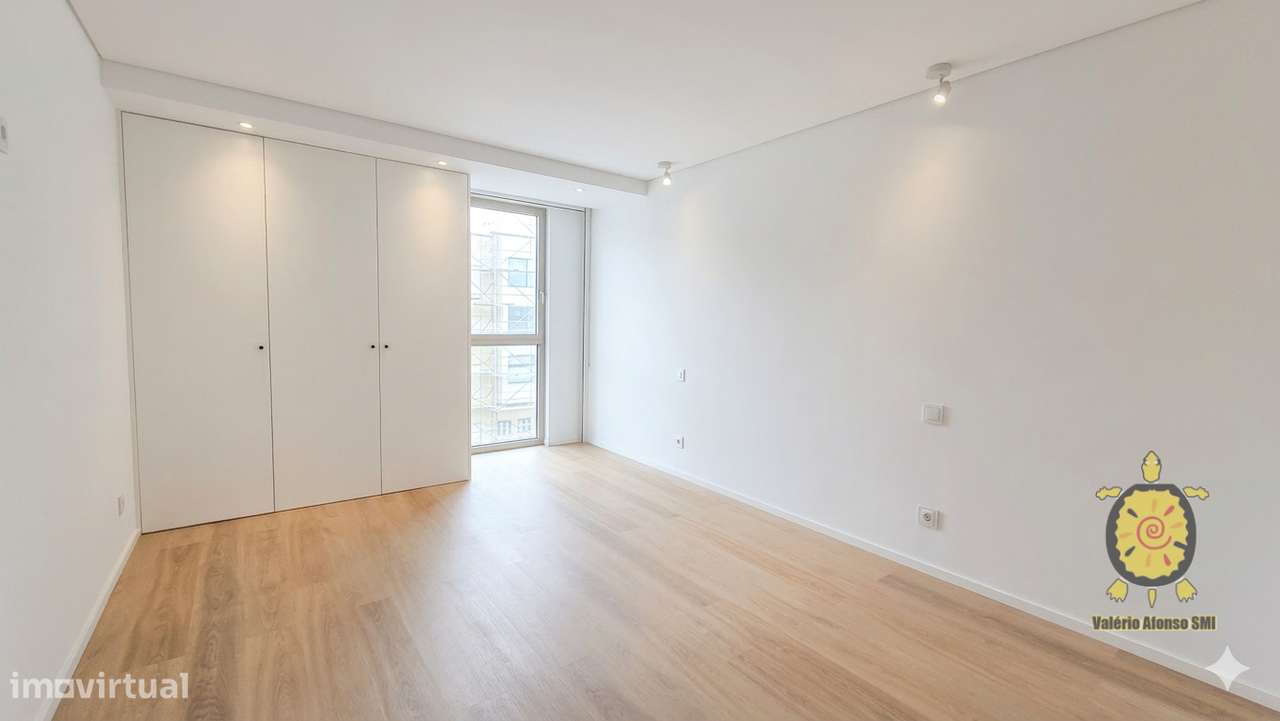 Apartamento T2 - junto ao mar - Praia da Barra-10
