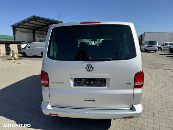 Volkswagen Multivan - 10