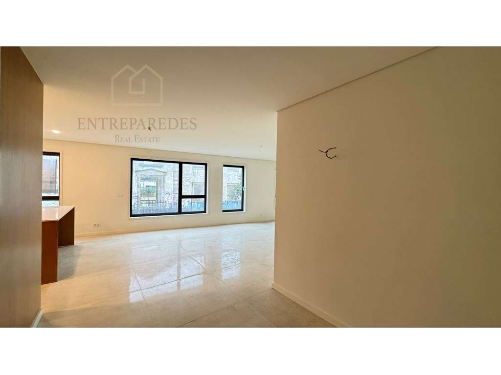 Comprar apartamento T3 com lugar de garagem no edifício São Brás , ... - Grande imagem: 3/47