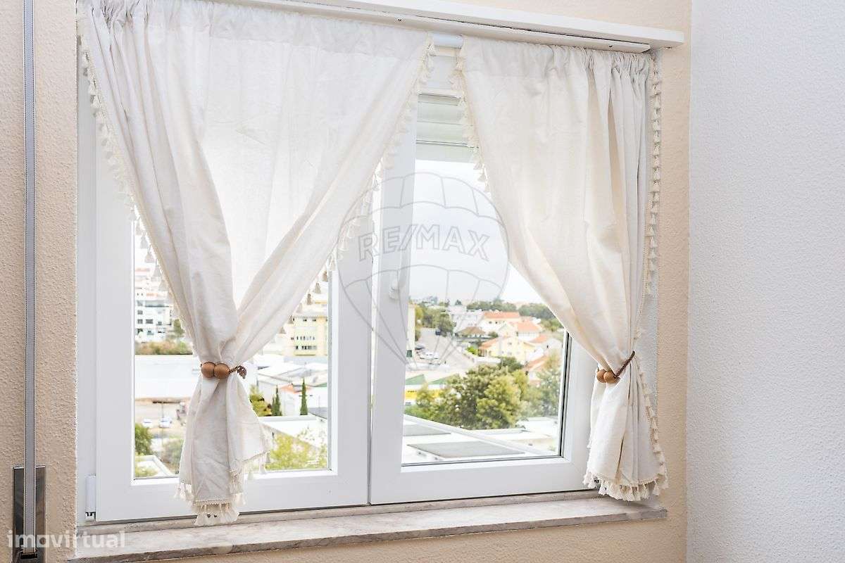 Apartamento T3 à venda em Almada-29