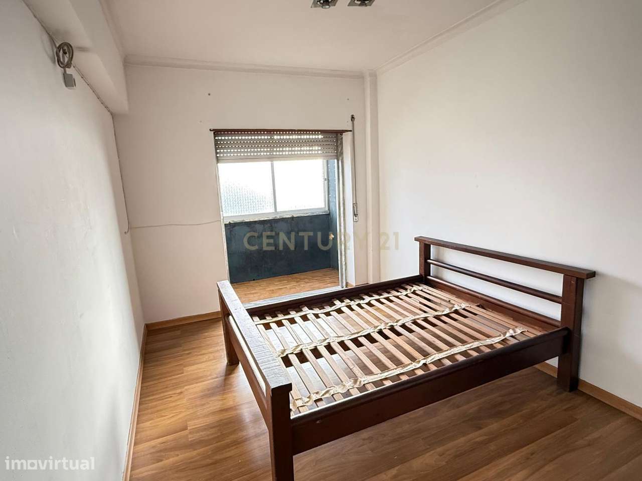 T3 no Coração da Arrentela – Oportunidade Única! 250.000 Euros-14