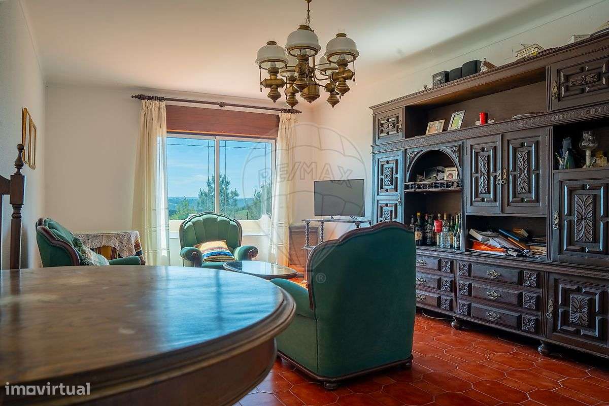 Moradia T4 para venda-6