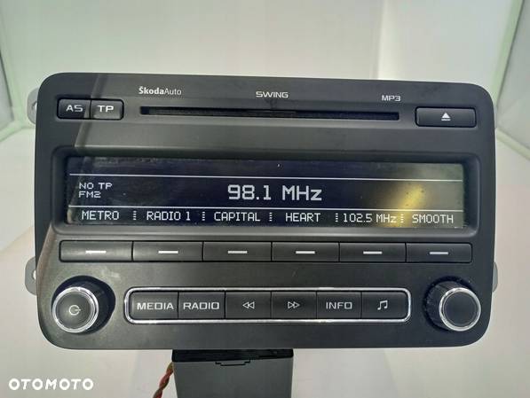 RADIO CD MP3 SKODA FABIA II ROOMSTER 5J0035161D  KOD - 1