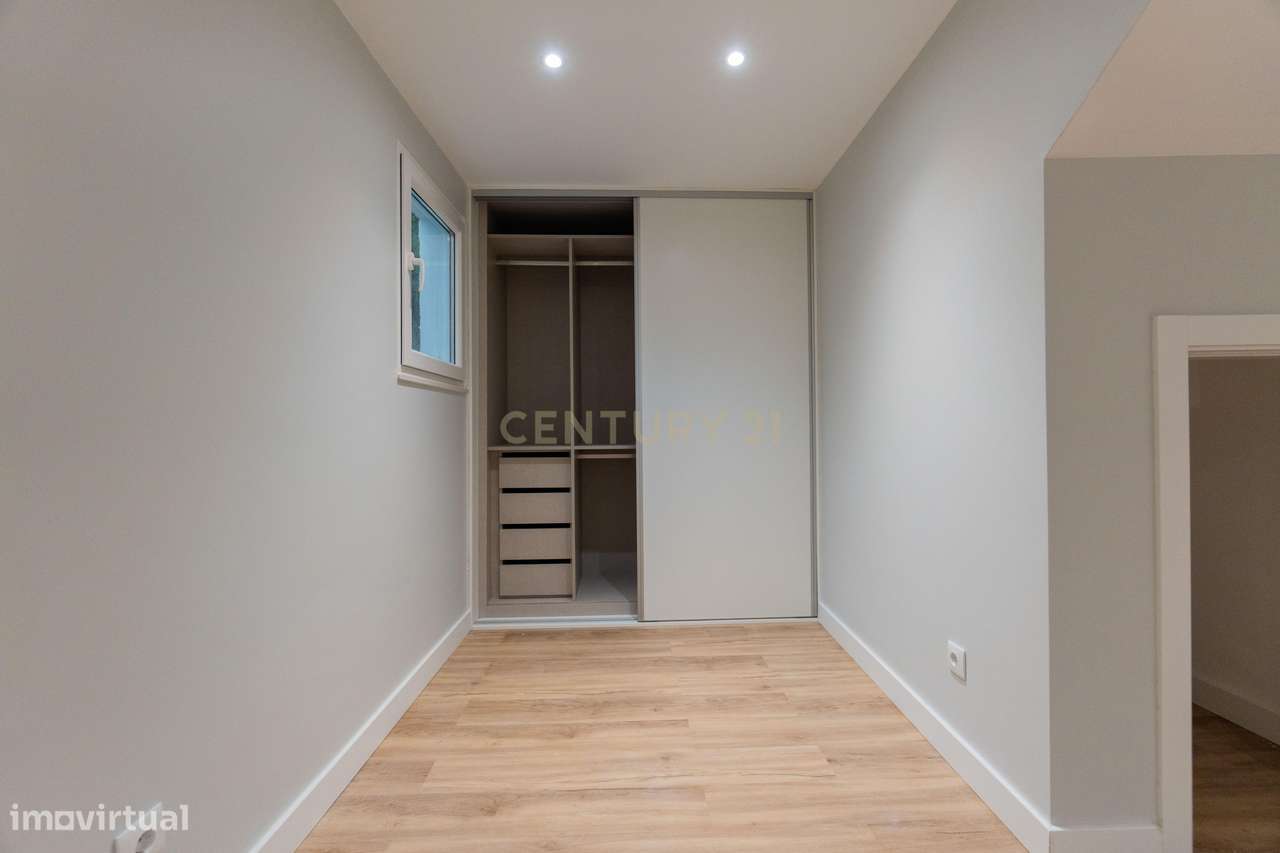 Prédio remodelado na Baixa de Setúbal – uma oportunidade única-39