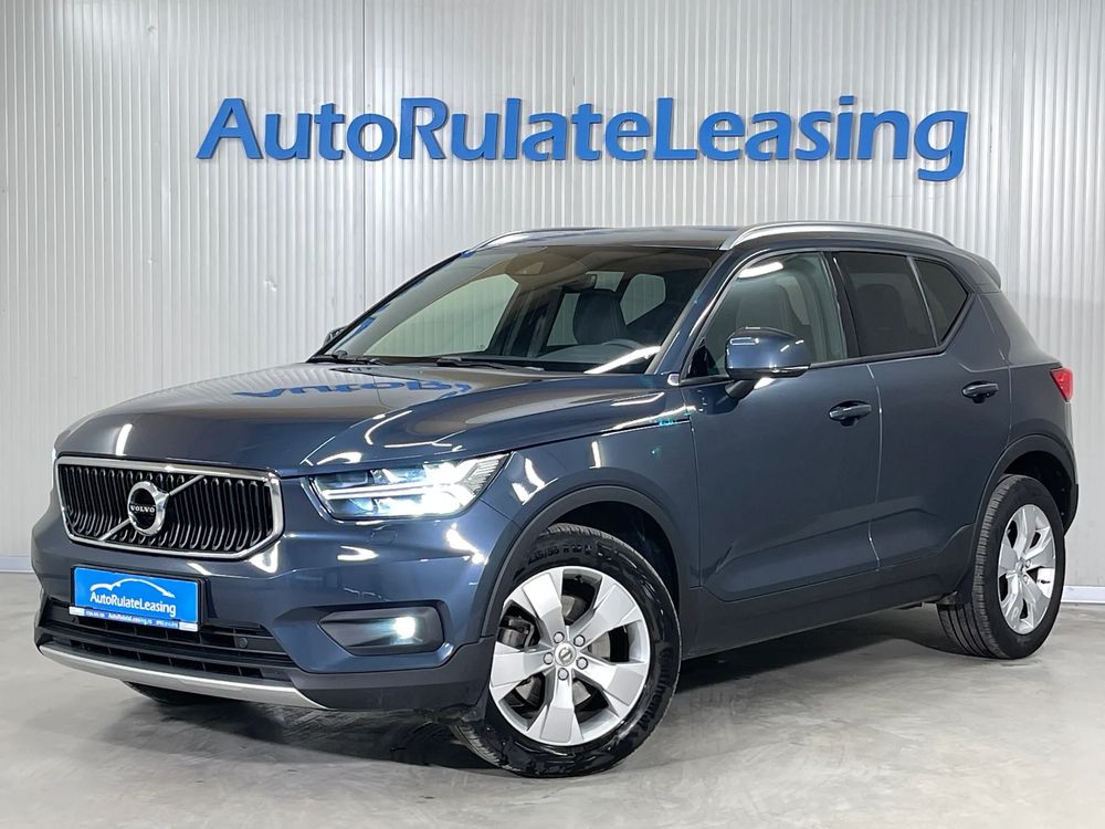 Volvo XC40 B4 AT8 AWD Mild Hybrid Momentum Pro 2021