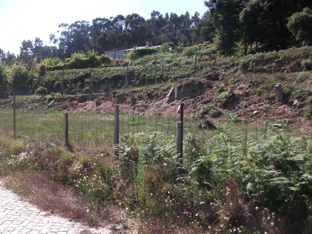 Moradia T4 para restauro - Grande imagem: 4/7