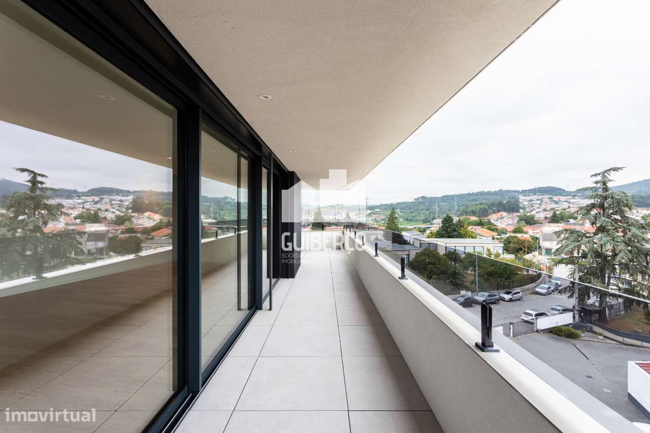 Apartamento T4 - Fermentões, Guimarães-24