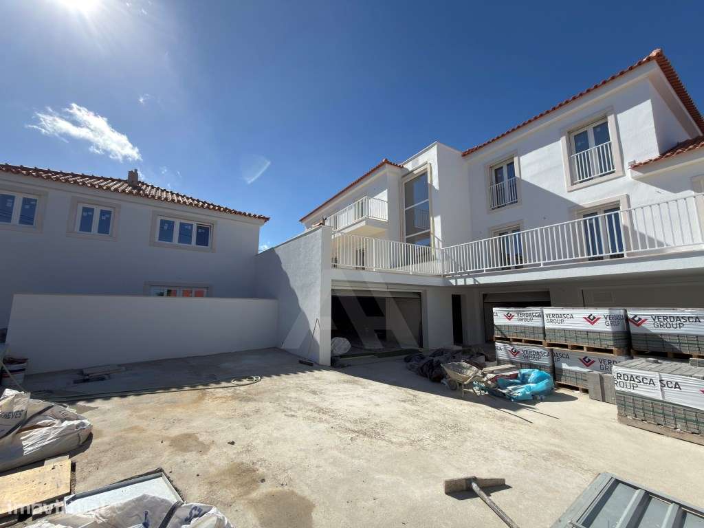 Apartamento T4+1 duplex remodelado com jacuzzi e garagens em Alcabi...-31