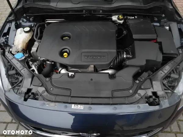 Volvo V40 D2 Summum - 15