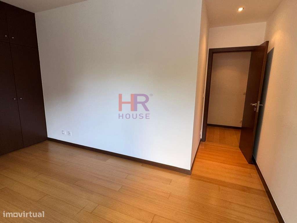 Apartamento T2 com garagem em Quinta das Nogueiras em Coimbra: Conf...-18