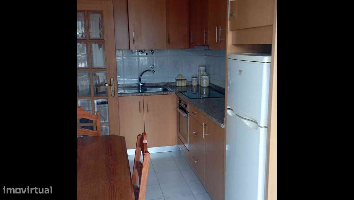 Vende Se Apartamento T2 Particular