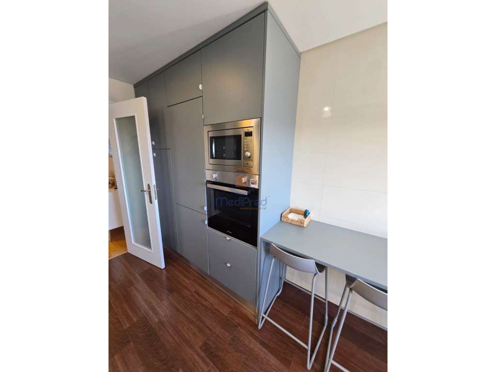 Apartamento T3+1 c/ 1 Parqueamento | Jardim da Amoreira, Ramada - Grande imagem: 4/37