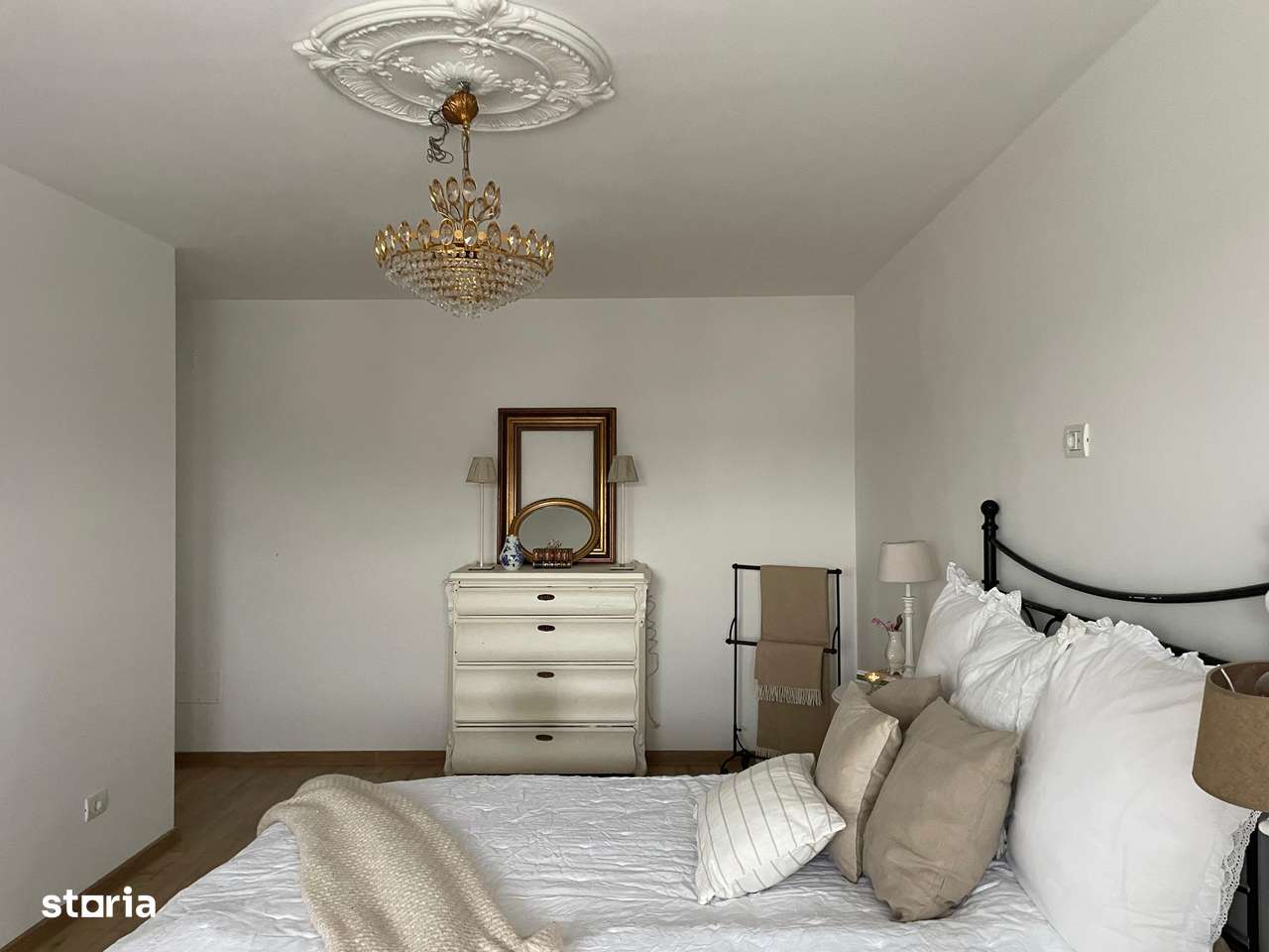 Casă cu 4 camere, complet mobilata si utilata, gata de mutare-5