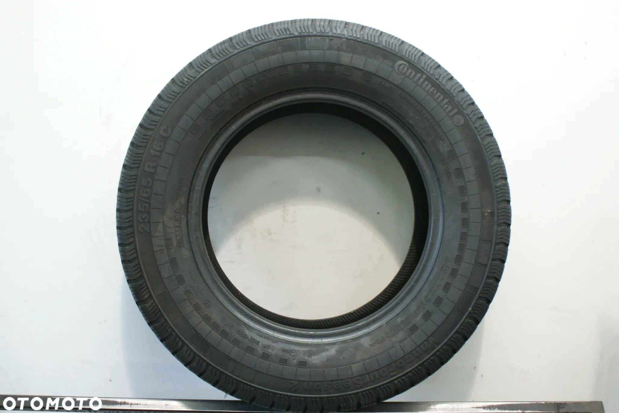 235/65R16C CONTINENTAL VANCOFOURSEASON 2 , 6,6mm 2022r - 4