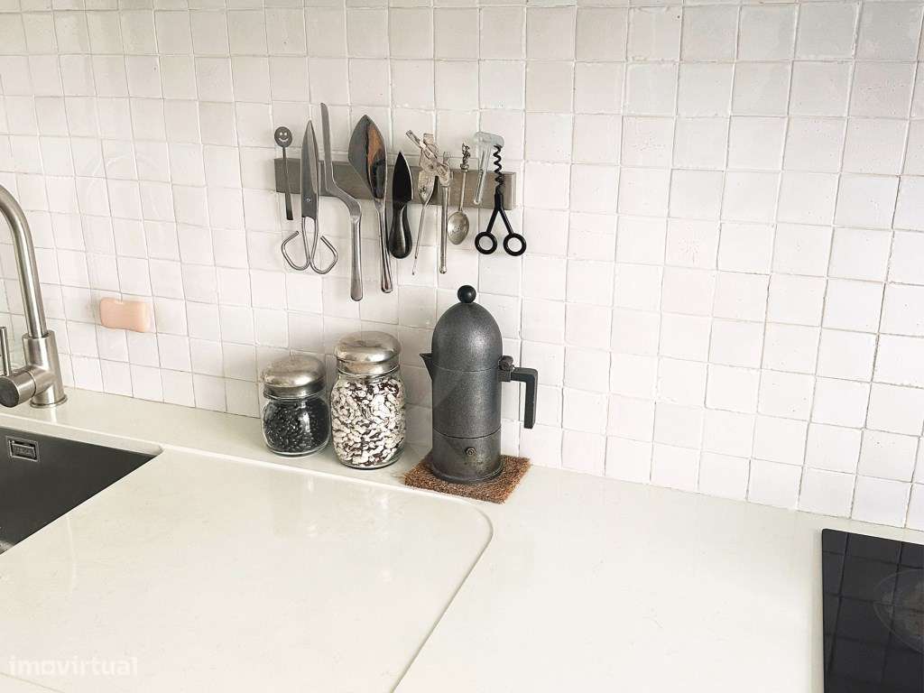 Apartamento T3 em Paço da Rainha / Campo Mártires da Pátria-7