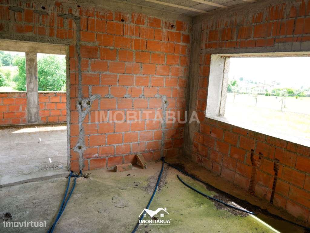 Propriedade de 4Ha com Moradia para reconstruir-12