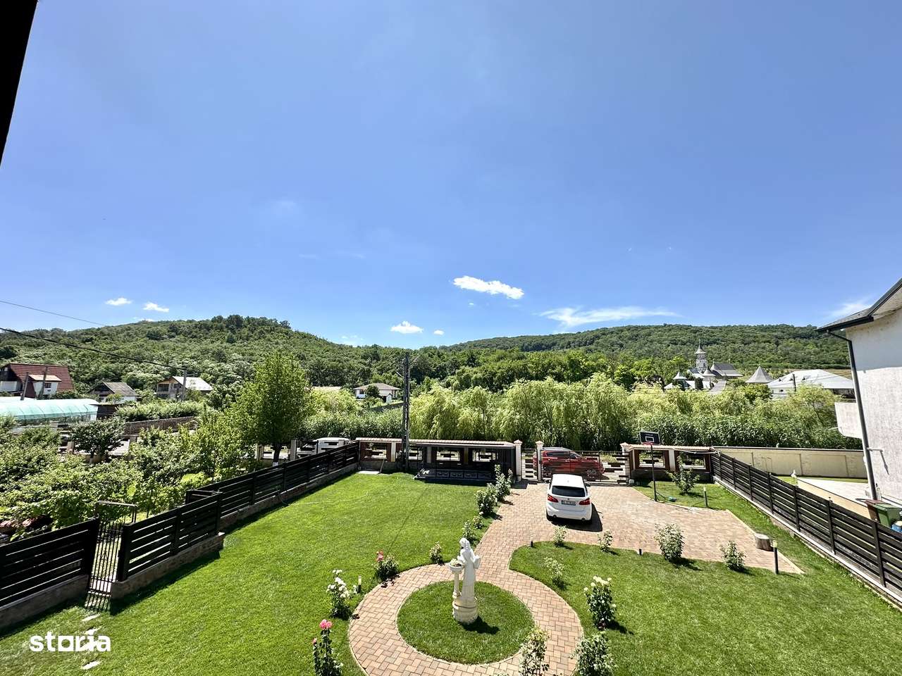 Casa individuala 295mp Teren 744mp Mobilata zona Bucium - Imagine principală: 2/20