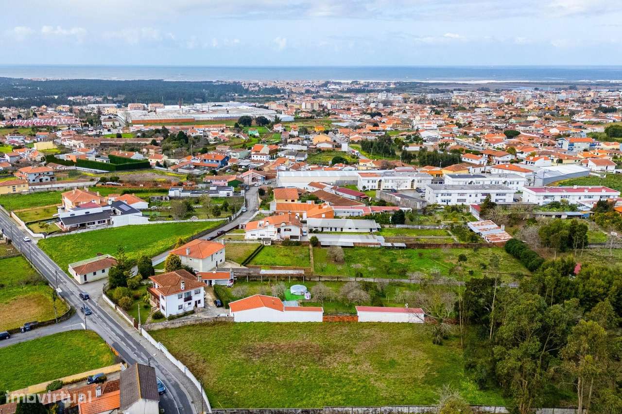 Duas Moradias em Cortegaça inseridas em pequena Quintinha - Grande imagem: 5/60