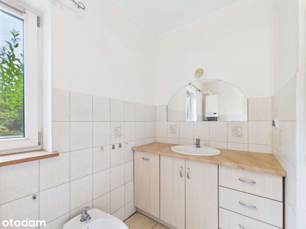 Wyjątkowa nieruchomość w malowniczym Żółwinie-17